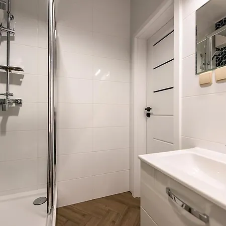 Centrum Ii Apartament *